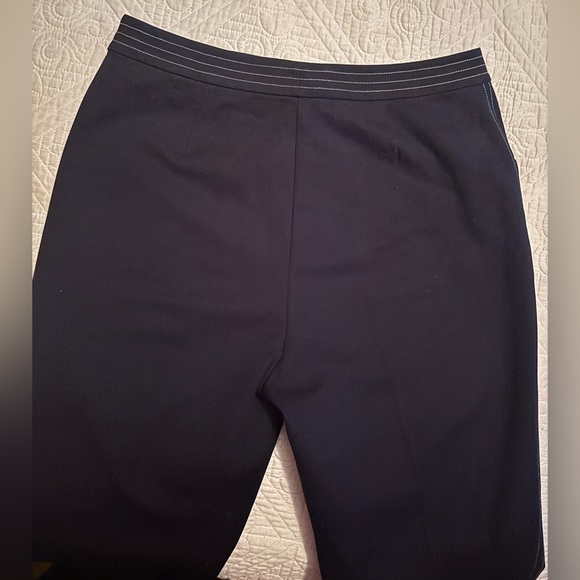 St John Sport Straight Leg Navy Pantsbwith added gold accents - Size 14 - Picture 5 of 7